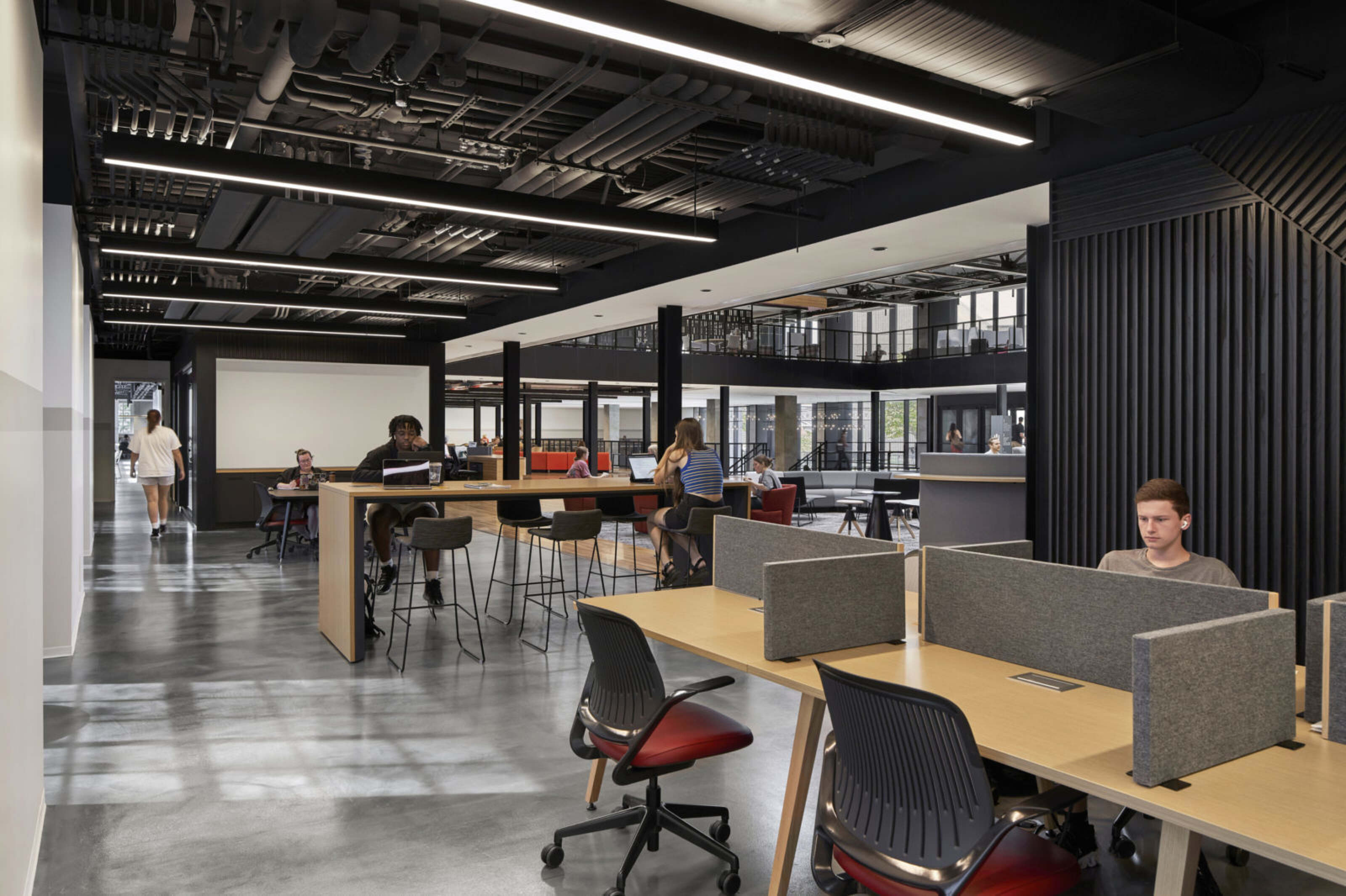 HIPCH Western Kentucky University Helm Commons Mc Ginn Nick 220925 16r3 hip